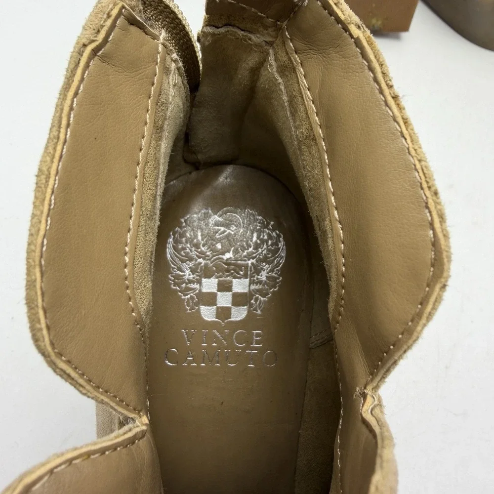 Vince Camuto Booties Womens 9 M Beige Ankle Gradesha Faux Suede Block Heel